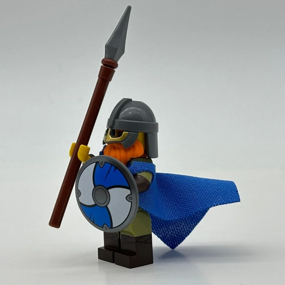 LEGO Series 20 Viking Minifigure 71027 Complete with Shield Spear & Cape